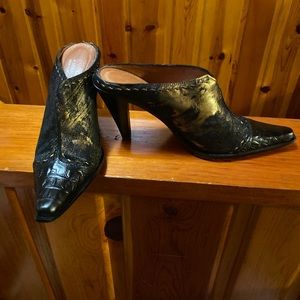 Black and Gold leather/Cowhide mule
